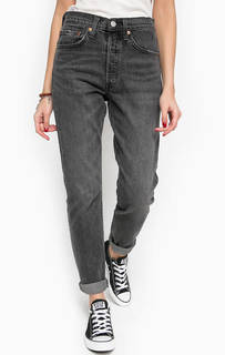 Серые джинсы бойфренды Levis®