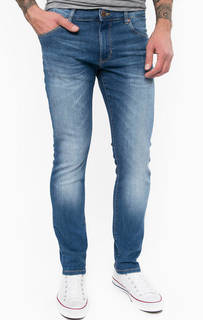 Зауженные джинсы с заломами Wrangler