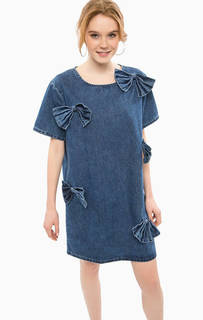 Короткое джинсовое платье с нашивками-бантами Glamorous