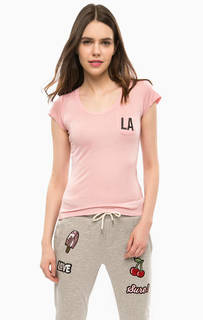 Розовая футболка с нагрудным карманом Alcott