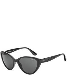 Очки в черной пластиковой оправе Vogue