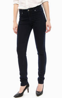 Зауженные джинсы Wrangler