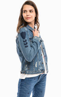 Джинсовая куртка с потертостями и яркой нашивкой Scotch&Soda