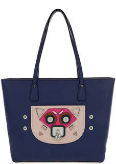 Вместительная сумка с разноцветными нашивками Guess