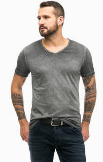 Серая хлопковая футболка с треугольным вырезом Mustang