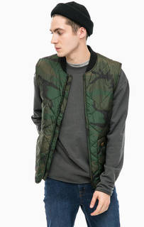 Утепленный жилет с камуфляжным принтом Carhartt WIP