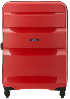 Средний пластиковый чемодане на колесах American Tourister