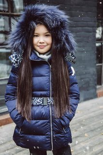 Темно-синий пуховик с контрастным поясом Junior Republic
