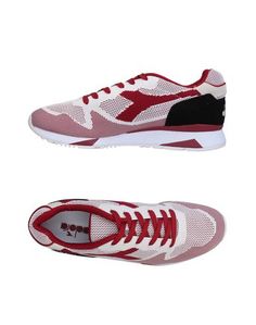 Низкие кеды и кроссовки Diadora