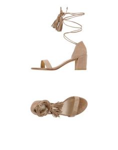 Сандалии Stuart Weitzman
