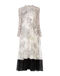 Длинное платье Valentino