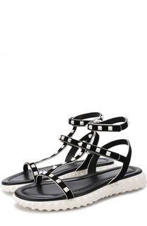 Замшевые сандалии Free Rockstud на массивной подошве Valentino