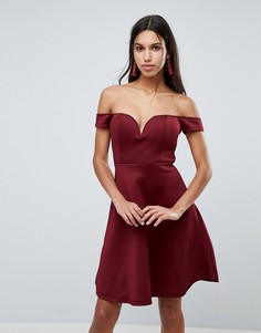 Короткое приталенное платье с открытыми плечами Glamorous - Красный