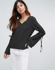 Топ с завязками Vero Moda - Черный