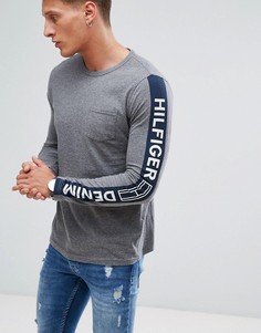 Серый меланжевый лонгслив с логотипом на рукавах Tommy Hilfiger Denim - Серый