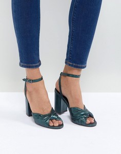 Босоножки на блочном каблуке с мерцающим эффектом и узлом New Look - Синий