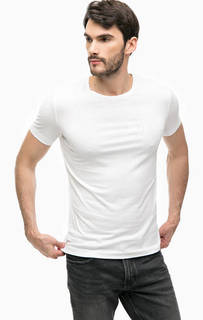 Белая футболка с логотипом бренда Calvin Klein Jeans