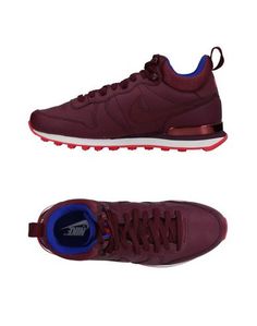 Низкие кеды и кроссовки Nike