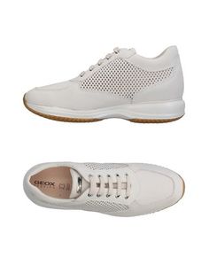 Низкие кеды и кроссовки Geox
