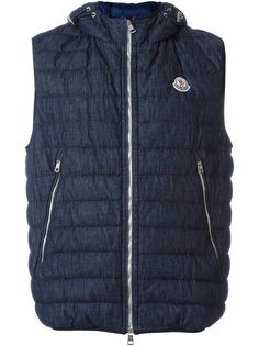 дутый жилет с капюшоном  Moncler