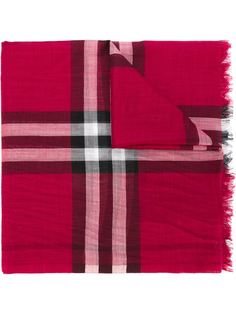 шарф в клетку Burberry