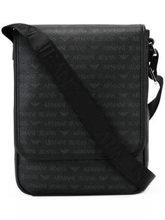 сумка-почтальонка с узором в логотипы Armani Jeans