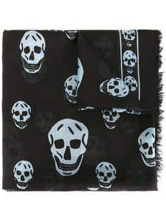 шарф Skull Alexander McQueen