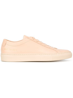 классические кроссовки на шнуровке Common Projects