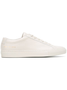 классические кроссовки на шнуровке Common Projects