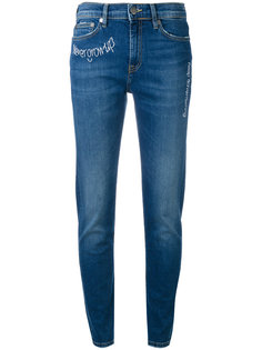 джинсы с вышивками Mira Mikati