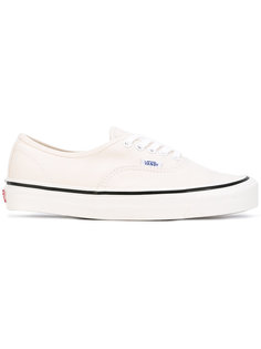 кеды со шнуровкой и панельным дизайном Vans