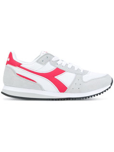 кроссовки с панельным дизайном Diadora