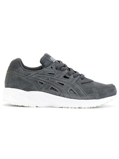 кроссовки на шнуровке Asics