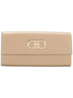удлиненный кошелек Double Gancio Salvatore Ferragamo
