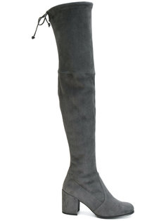ботфорты на низком устойчивом каблуке Stuart Weitzman