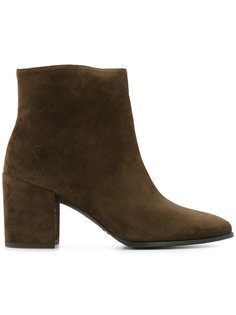 ботильоны на молнии Stuart Weitzman