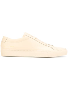 кроссовки на шнуровке Common Projects