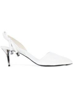 Cora pumps Oscar de la Renta