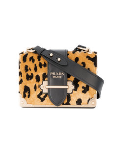 сумка с леопардовым принтом Prada