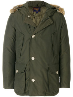 пальто с капюшоном и меховой оторочкой Woolrich