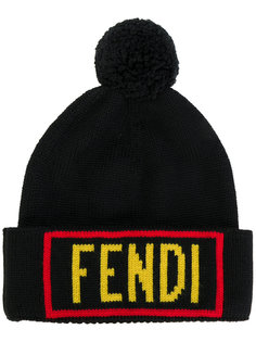 трикотажная шапка-бини с аппликацией Fendi