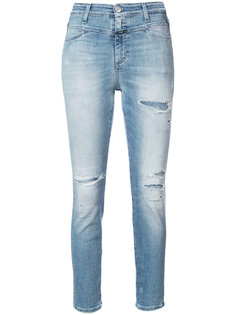 light-wash skinny jeans Closed