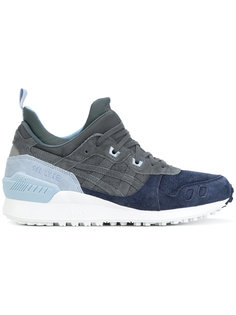 кроссовки с контрастными панелями Asics