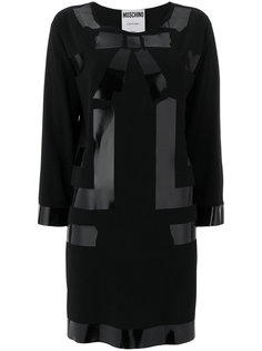 платье шифт с бантом Moschino