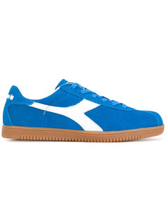 кроссовки на шнуровке Diadora