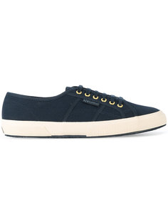 кроссовки на шнуровке Superga