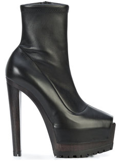 Vera wang platform sales boots