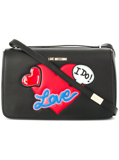 сумка на плеоч с аппликацией сердца Love Moschino