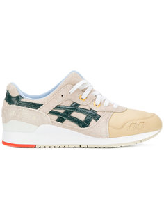 кроссовки с контрастными панелями Asics
