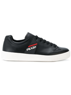 кроссовки на утолщенной платформе Prada